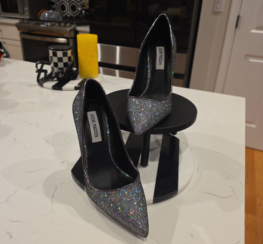 Steve Madden Silver Holographic Pointed-Toe Stiletto Pumps